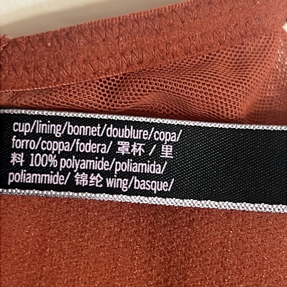 Victoria’s Secret Push-Up Bra - Picture 7 of 9